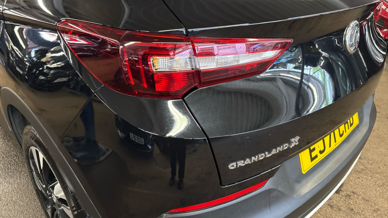 Vauxhall Grandland X 1.2 Turbo Griffin Edition 5dr Petrol Hatchback